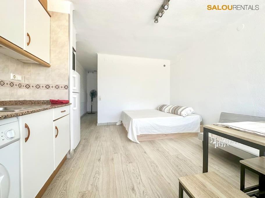 Apartment Aventura Seaside - With A/c La Pineda