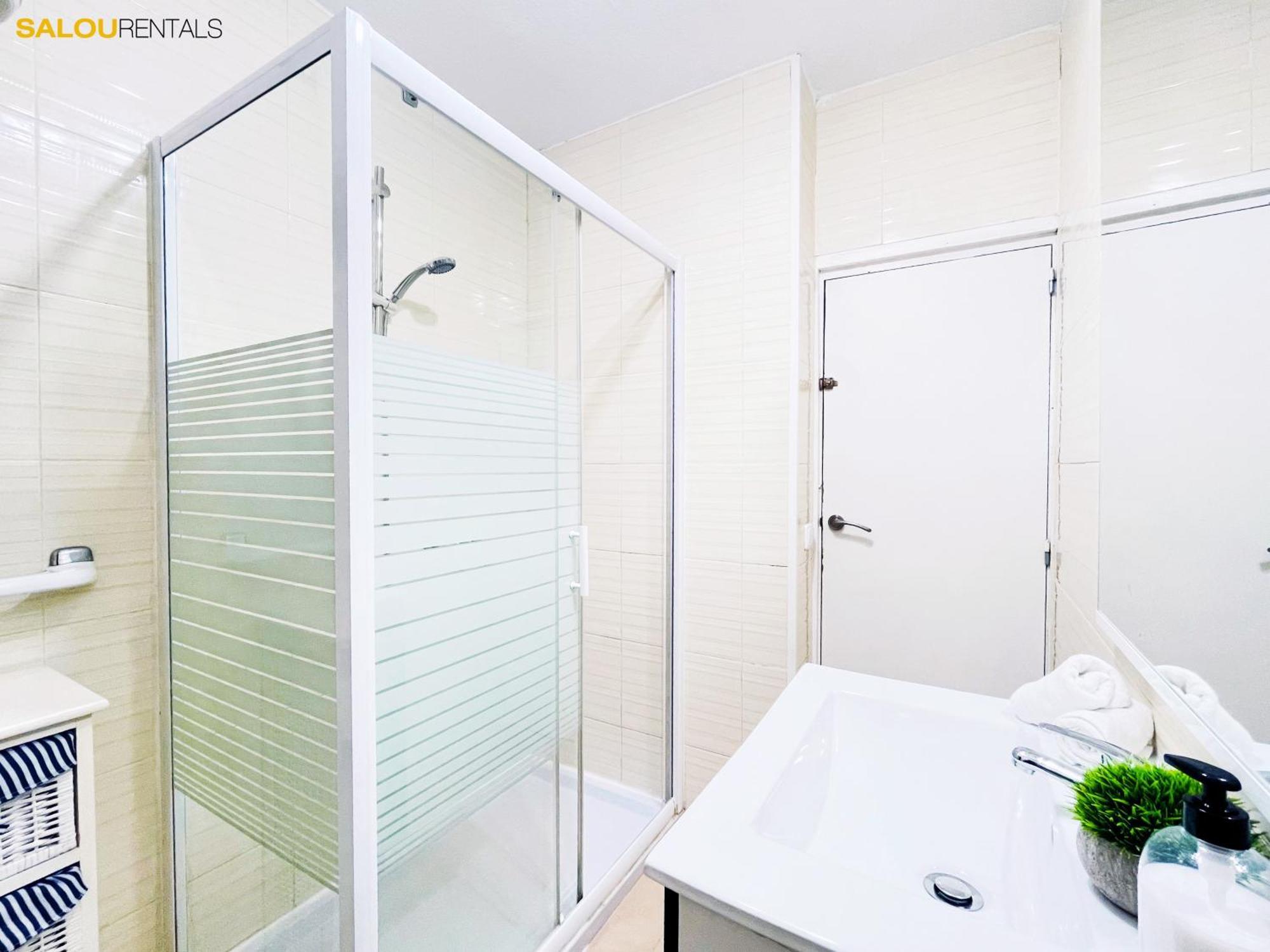 Apartment Aventura Seaside - With A/c La Pineda